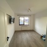 photo 5992319121792026798 y (1)