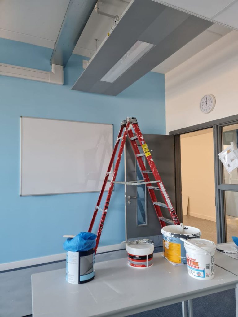 photo 5992319121792026811 y (1)